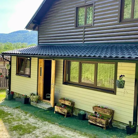 Elizabeth Tatil Evi Mykulychyn